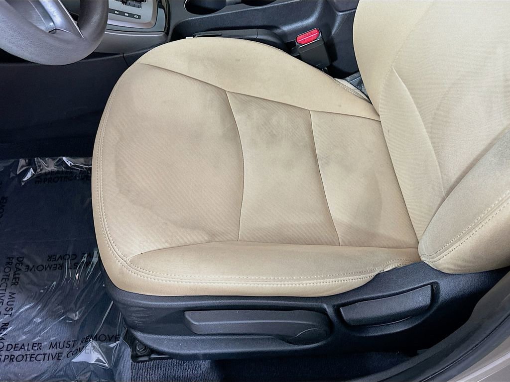 Used 2013 Hyundai Elantra GLS image 23