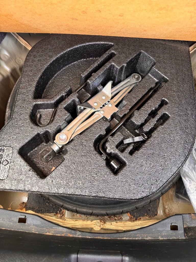 Used 2017 Honda Accord EX-L image 14