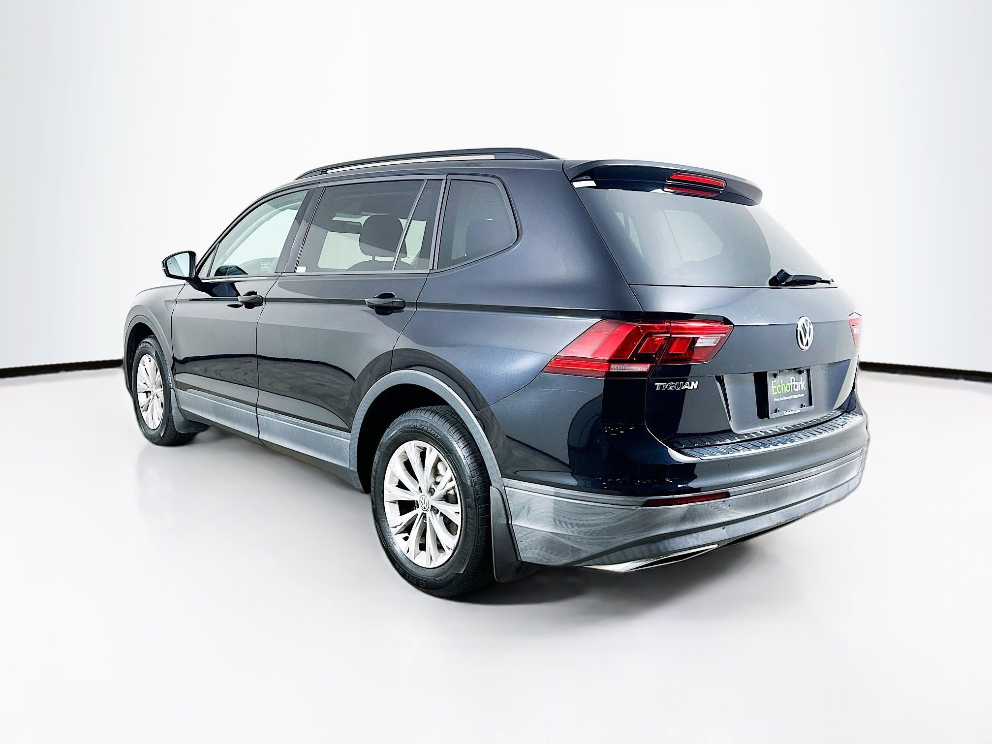 Used 2019 Volkswagen Tiguan S w/ Driver Assistance Package FWD image 5