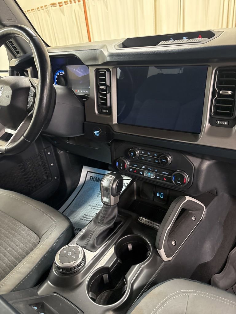 Used 2022 Ford Bronco Outer Banks image 26