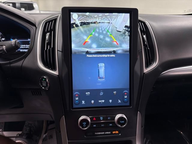 Used 2022 Ford Edge ST-Line w/ Class II Trailer Tow Package AWD/4WD image 21