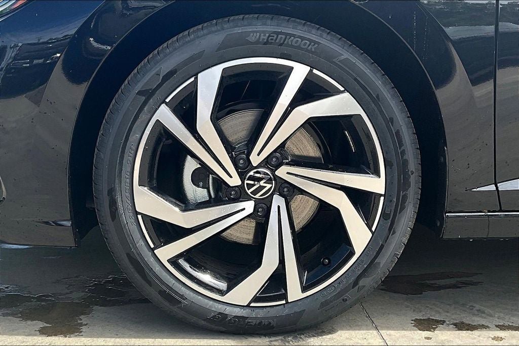 New 2026 Volkswagen Jetta SEL FWD image 8