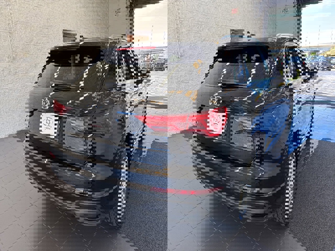 New 2025 Audi Q3 2.0T Premium image 7