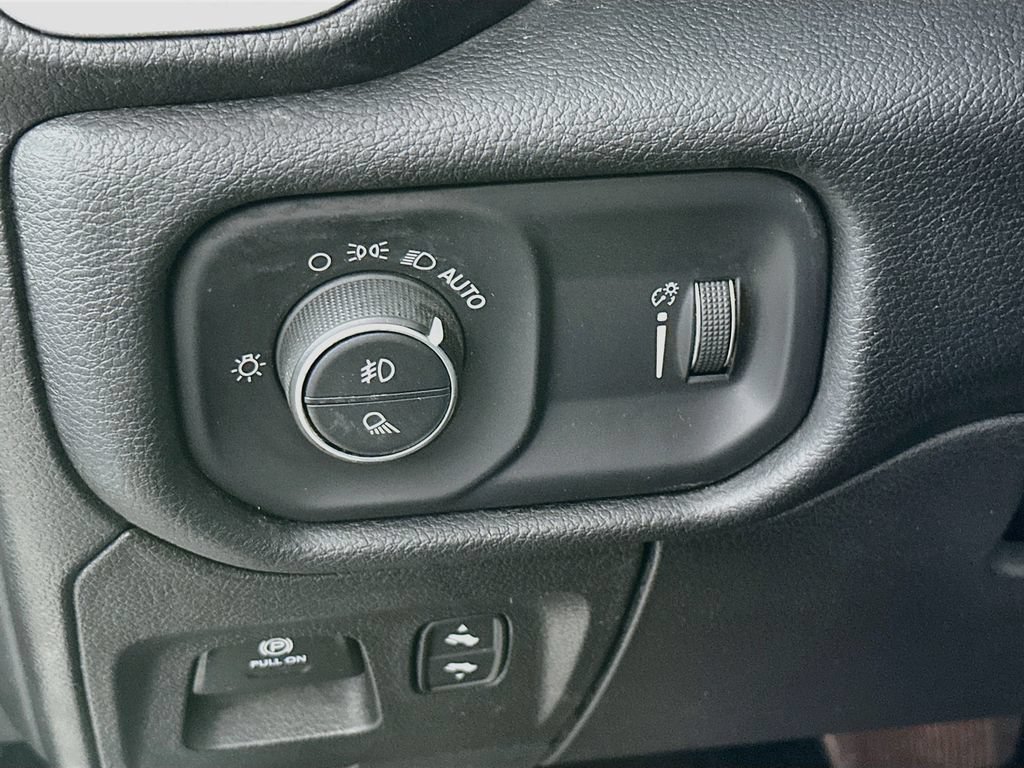 Certified 2022 RAM 1500 Big Horn AWD/4WD image 16