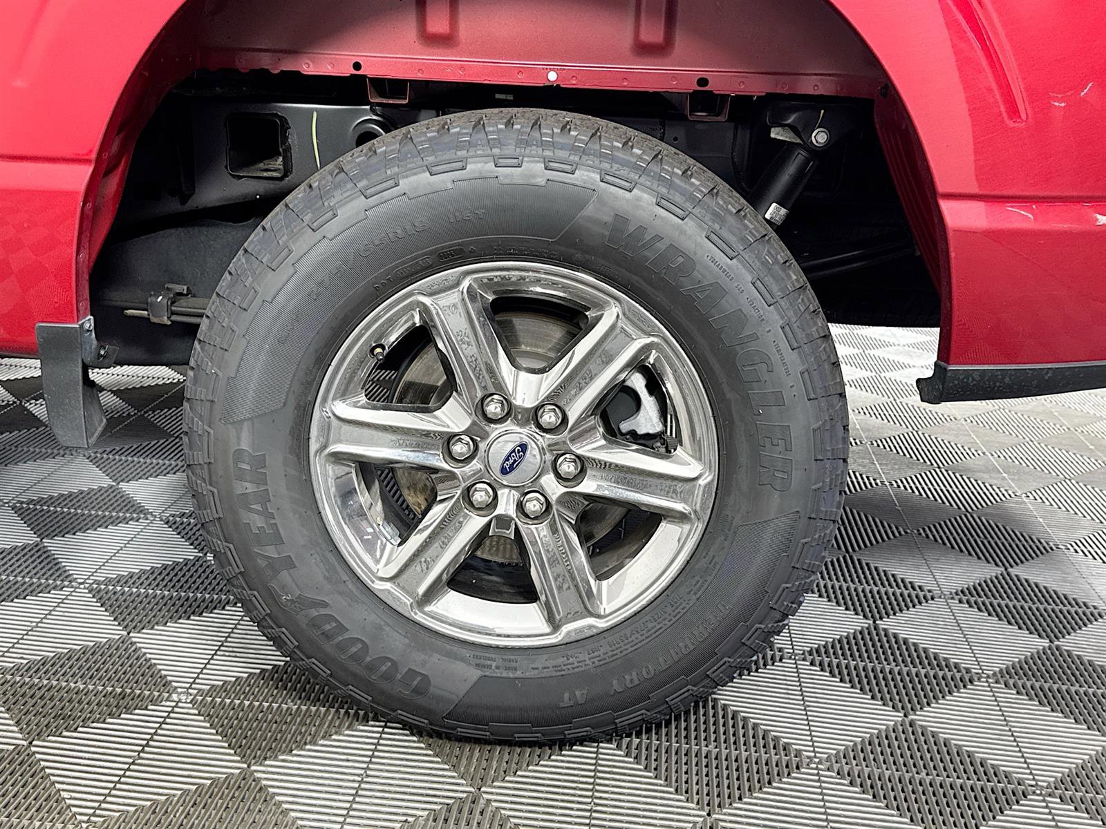 Used 2024 Ford F150 XLT w/ Equipment Group 302A MID image 32