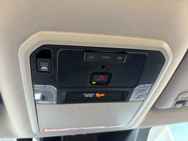 Used 2024 Toyota Tundra Limited image 19