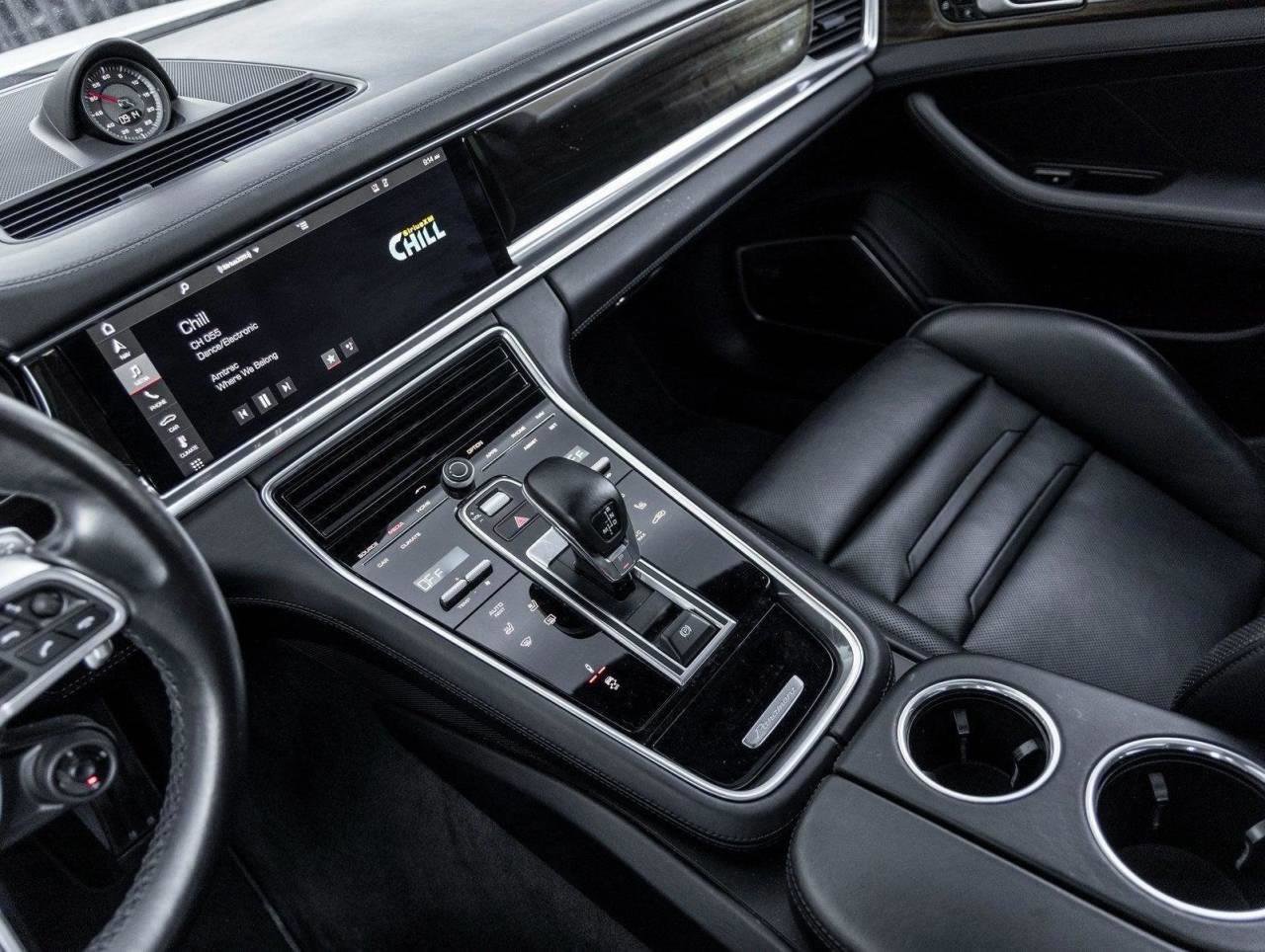 Used 2020 Porsche Panamera GTS image 76