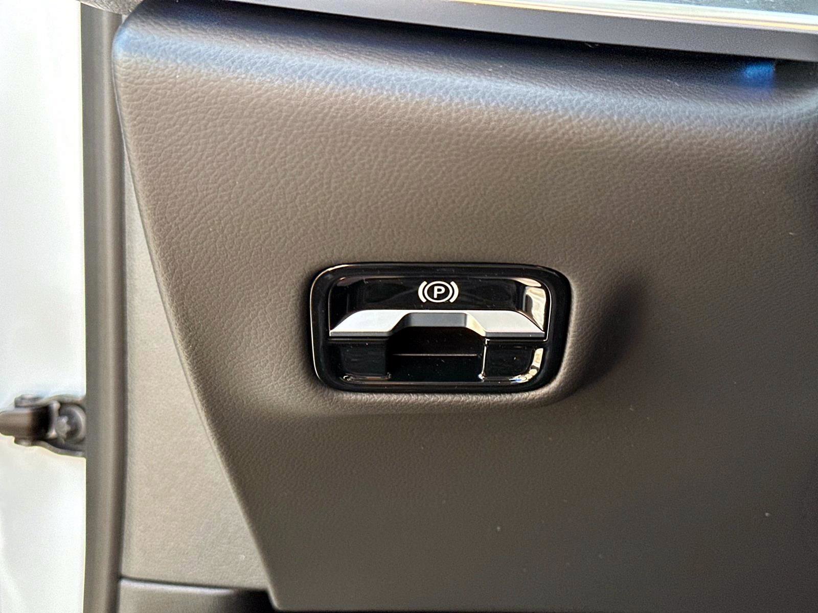 New 2026 Mercedes-Benz E 350 Sedan image 25