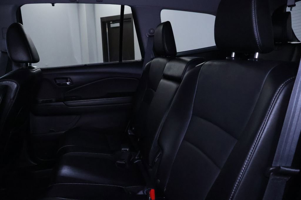 Used 2021 Honda Pilot Special Edition image 16