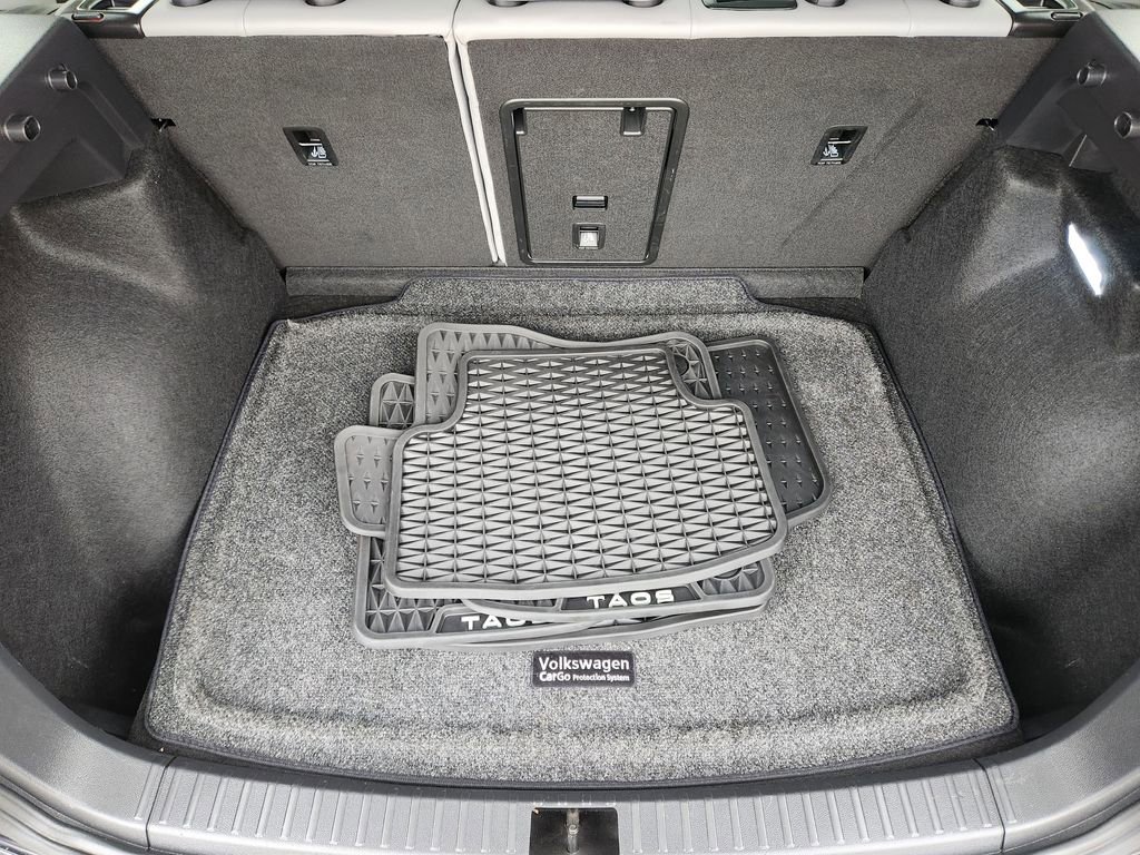 Certified 2024 Volkswagen Taos SE image 14