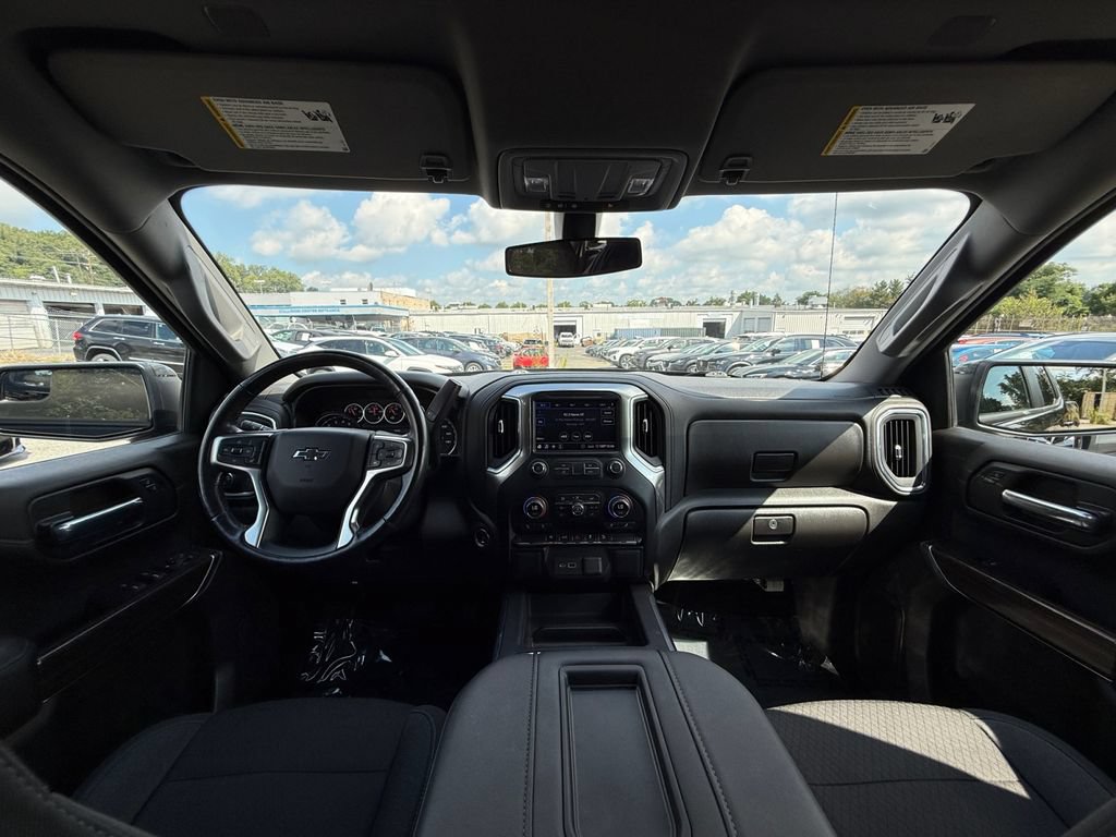 Used 2021 Chevrolet Silverado 1500 RST w/ Z71 Off-Road Package AWD/4WD image 21