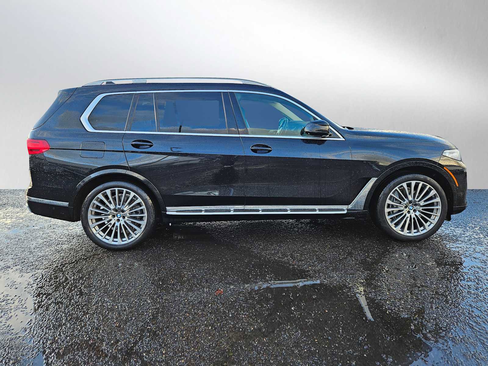 Used 2020 BMW X7 xDrive40i w/ Premium Package image 2