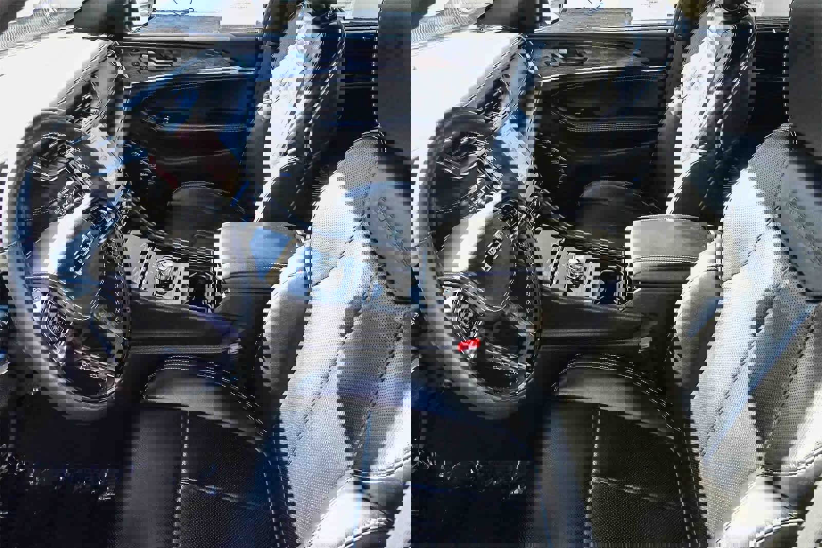 Used 2023 Jeep Grand Cherokee Overland w/ Adv Protech Group III image 17