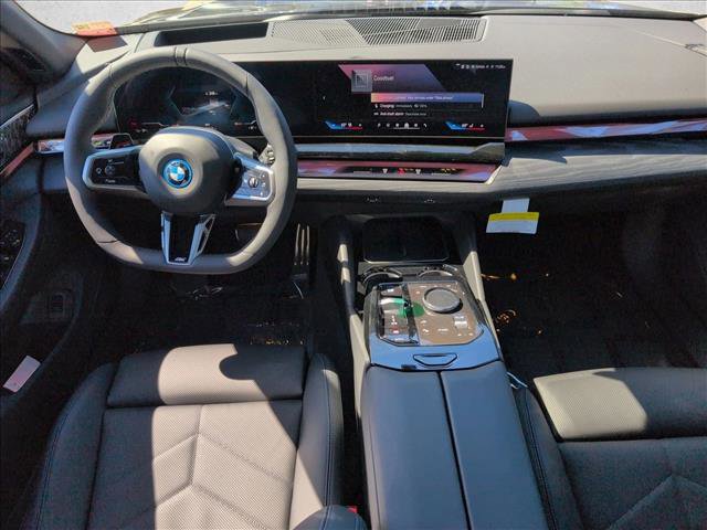 New 2026 BMW i5 eDrive40 w/ M Sport Package image 14
