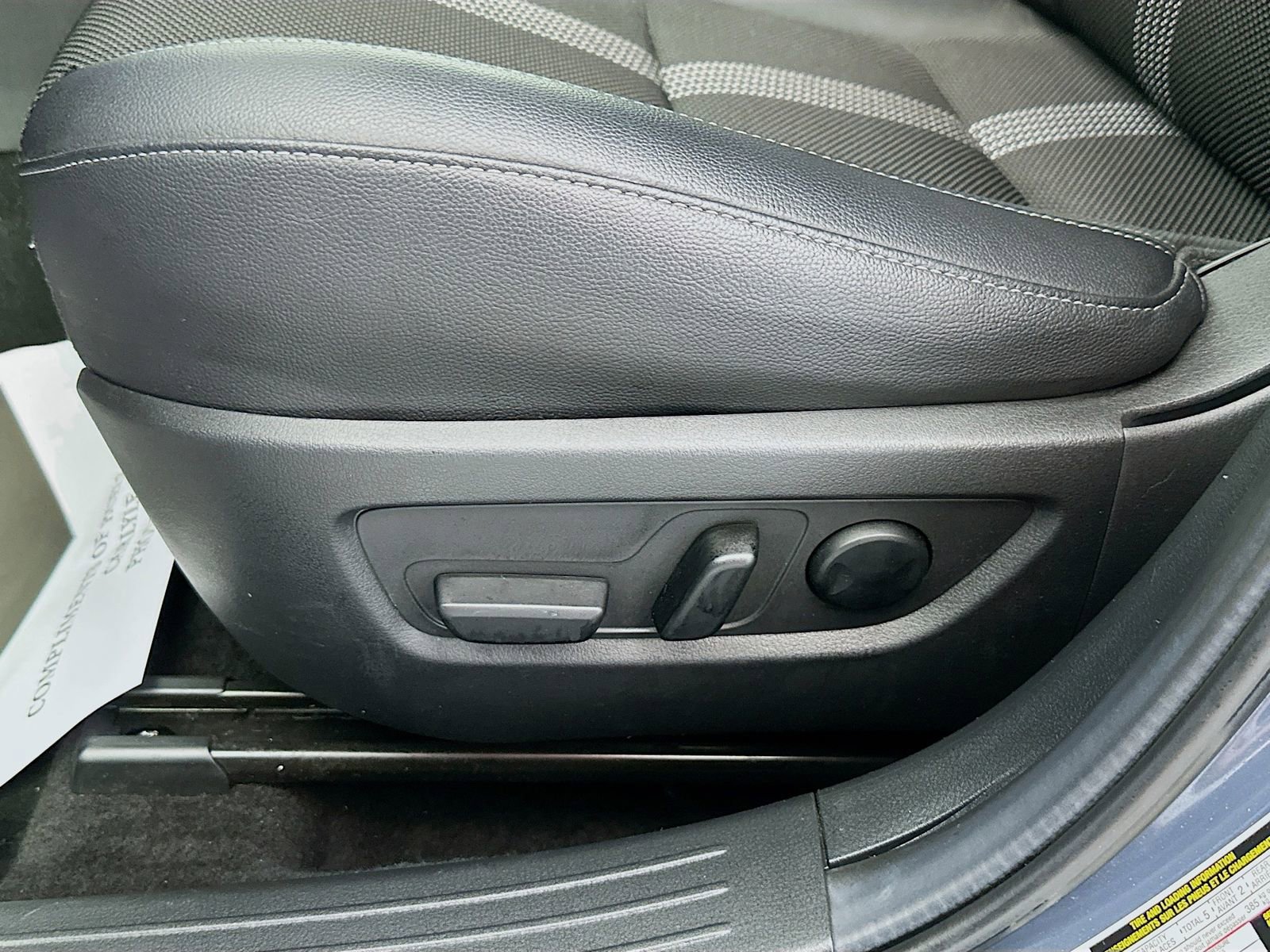 Used 2024 MAZDA CX-50 AWD 2.5 S w/ Cargo Package image 19