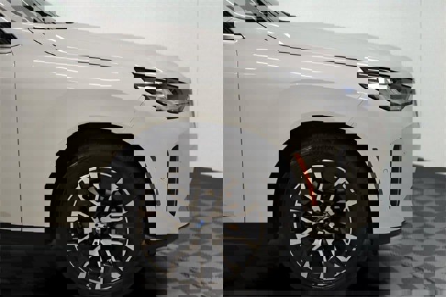 Used 2025 BMW X3 xDrive30i w/ Convenience Package image 29