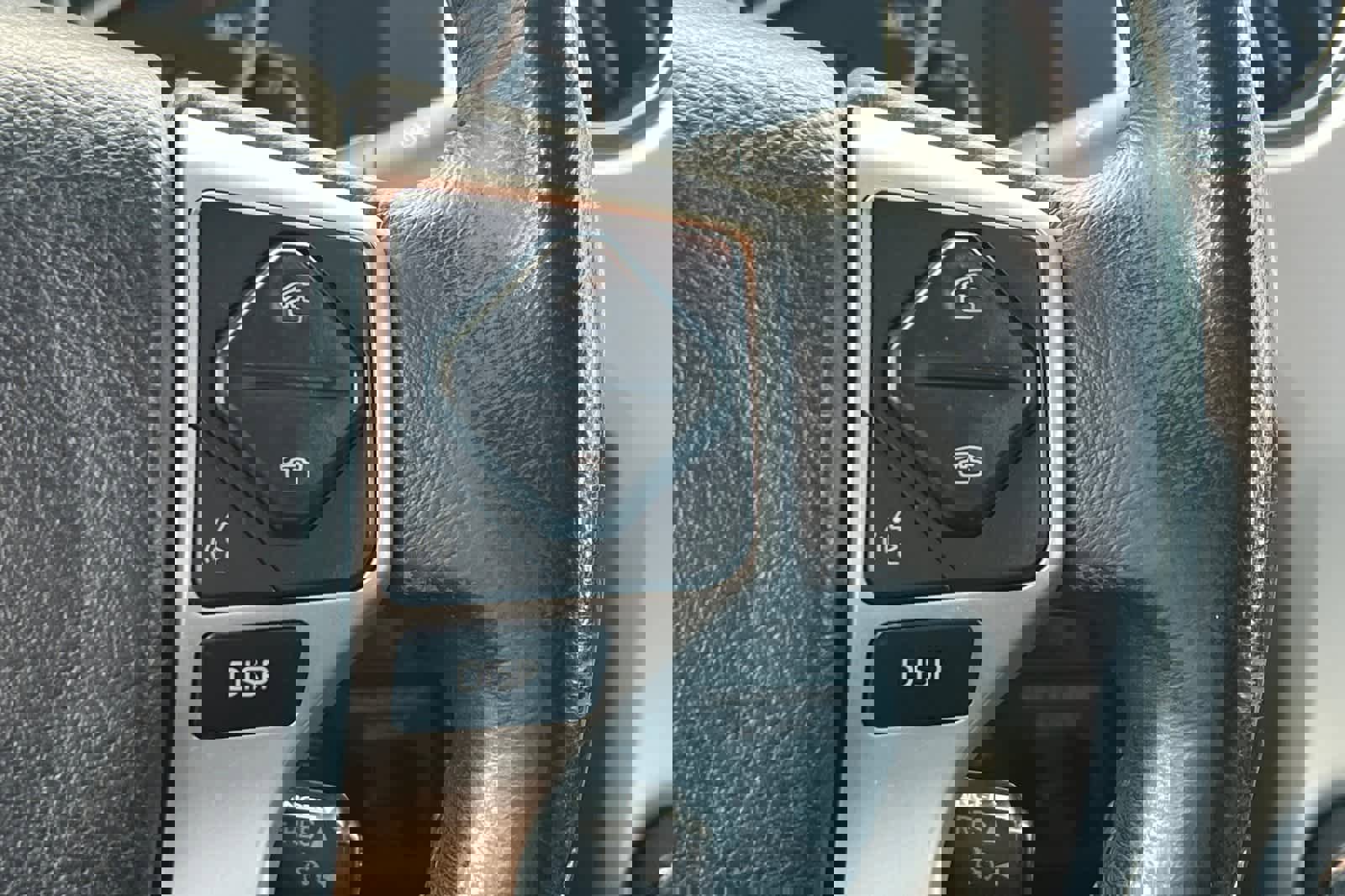 Used 2017 Toyota Tundra Limited image 29