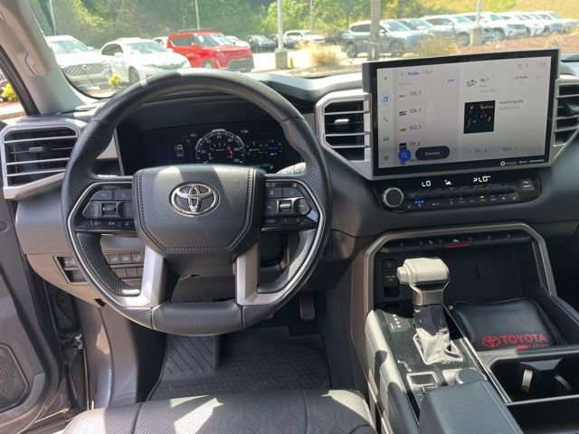 Used 2024 Toyota Tundra Limited AWD/4WD image 17