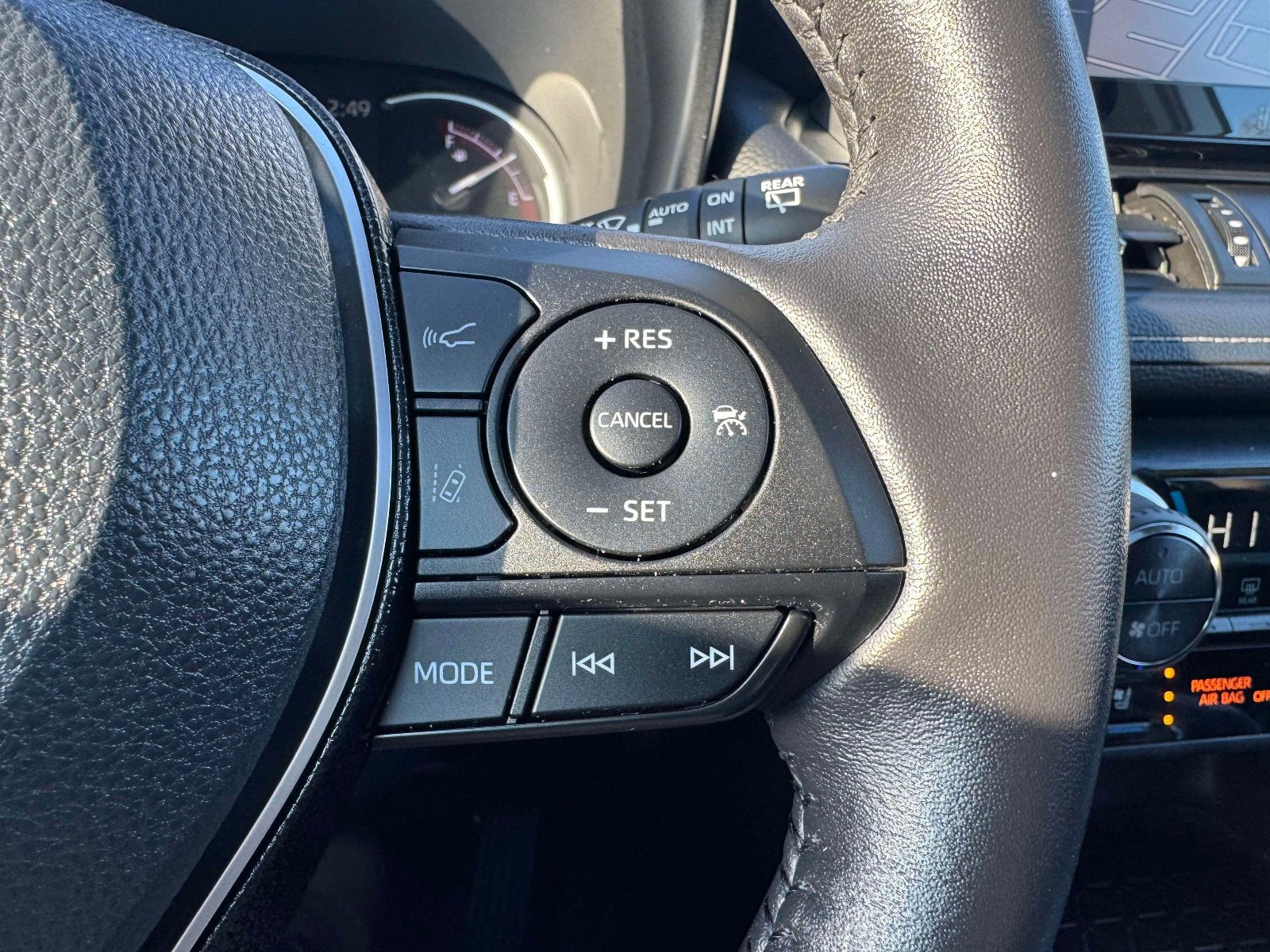 Certified 2021 Toyota RAV4 Limited w/ Limited Grade Weather Package AWD/4WD image 41