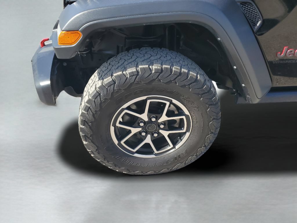 Used 2024 Jeep Wrangler Unlimited Rubicon AWD/4WD image 26