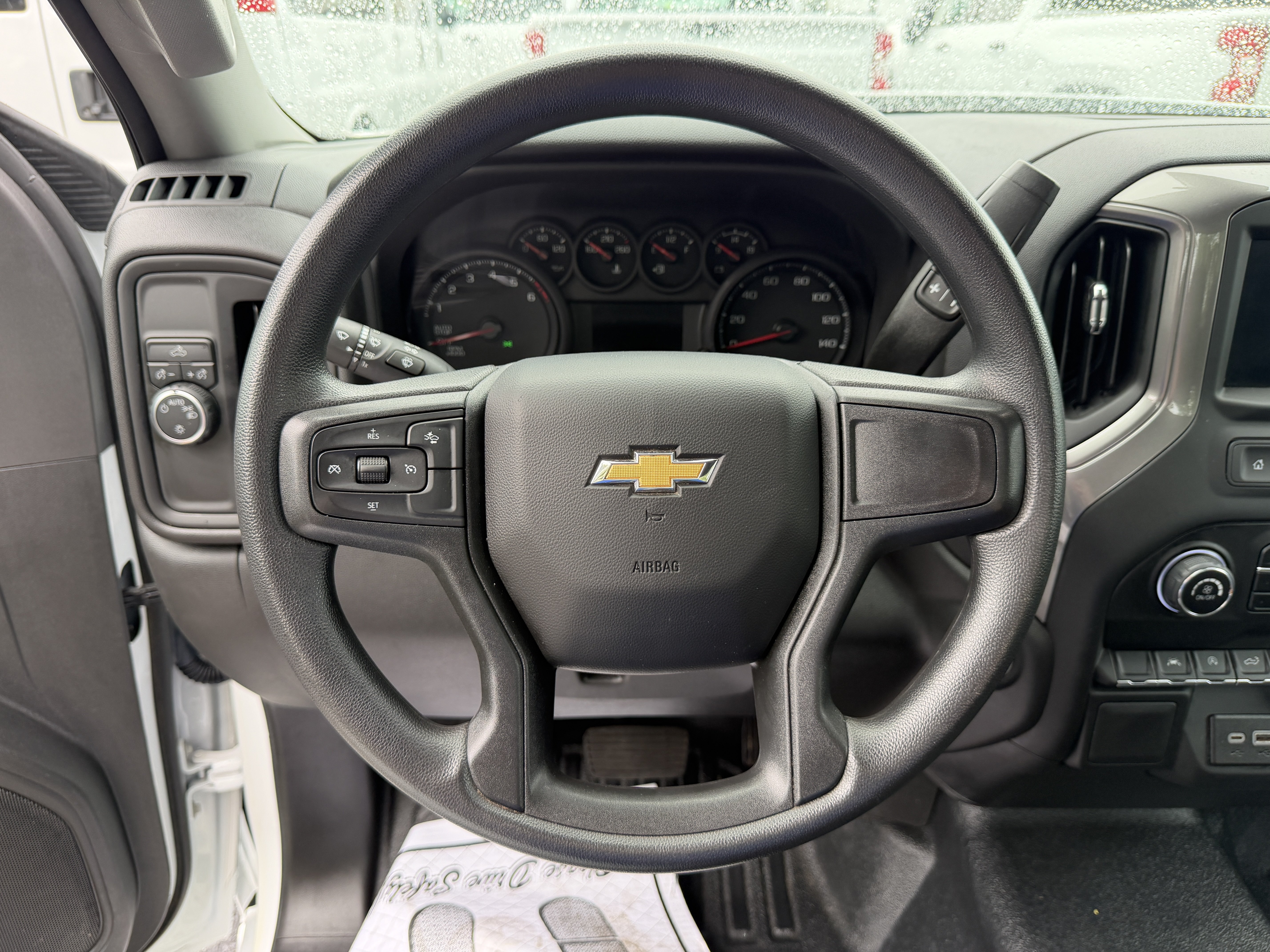 Used 2025 Chevrolet Silverado 1500 W/T RWD image 14