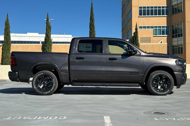 New 2026 RAM 1500 Big Horn AWD/4WD image 3