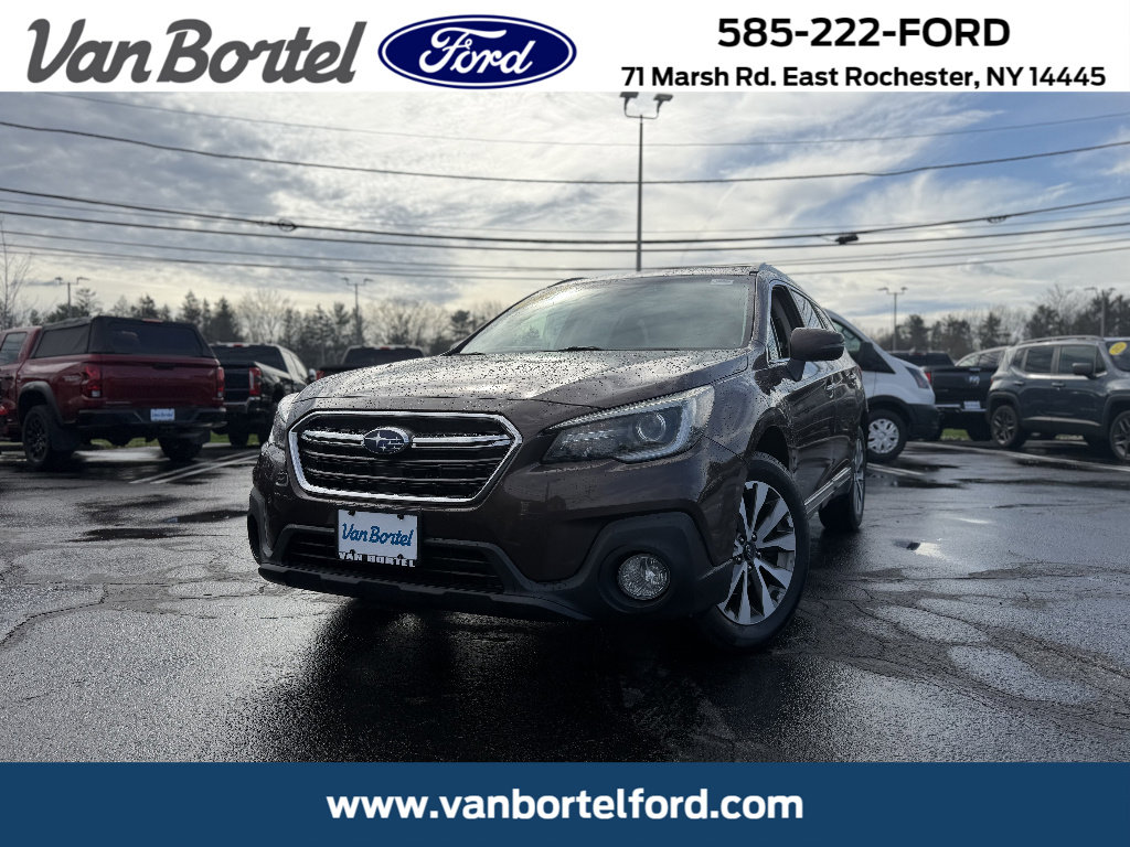 Used 2019 Subaru Outback 3.6R Touring image 1