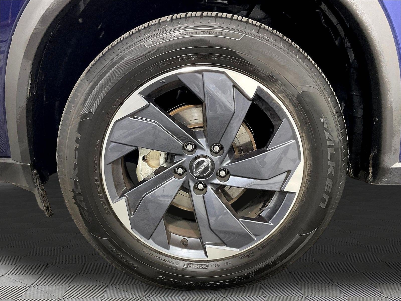 Certified 2026 Nissan Rogue SV FWD image 32