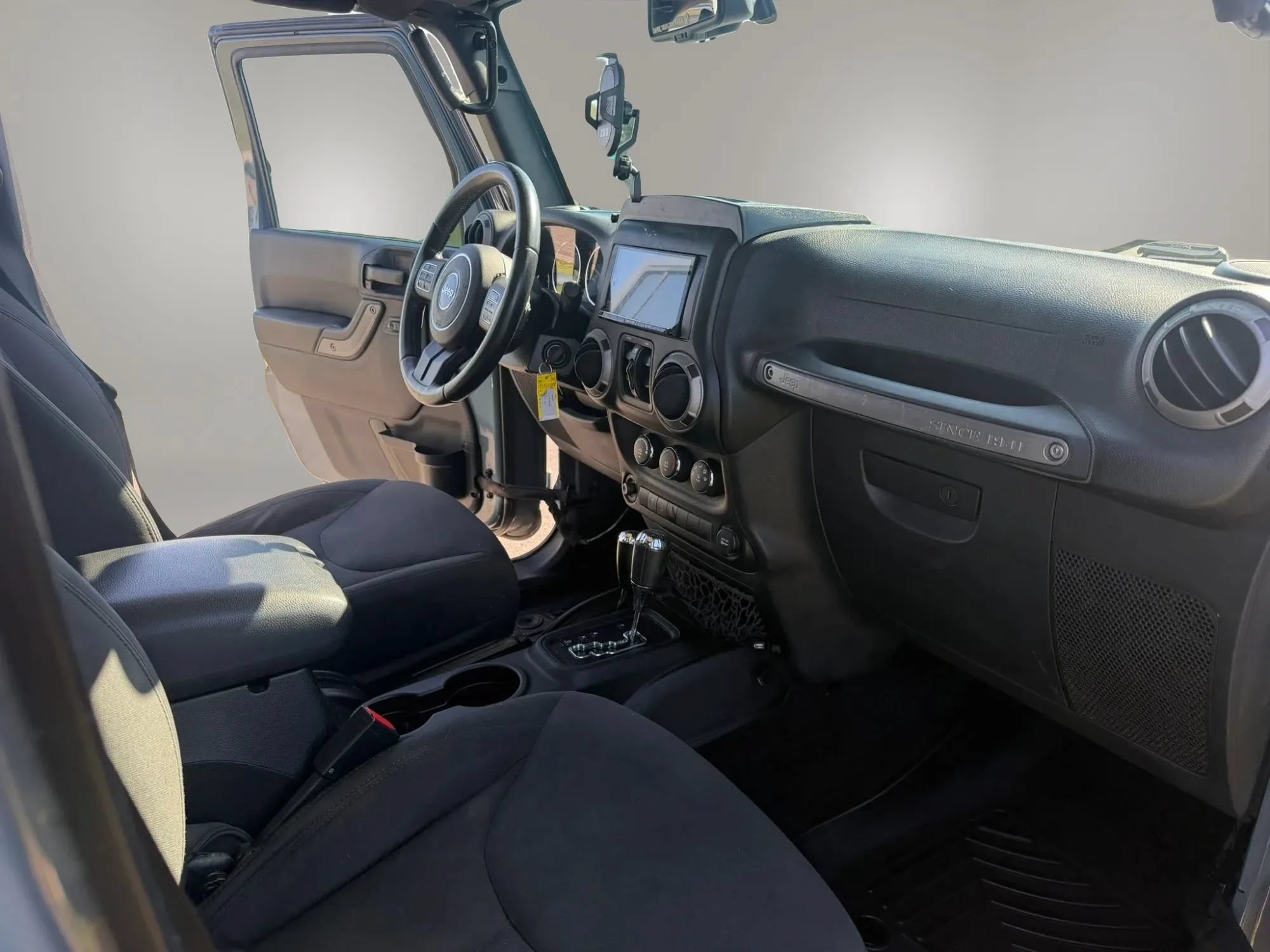 Used 2015 Jeep Wrangler Unlimited Sport w/ Quick Order Package 24S AWD/4WD image 14