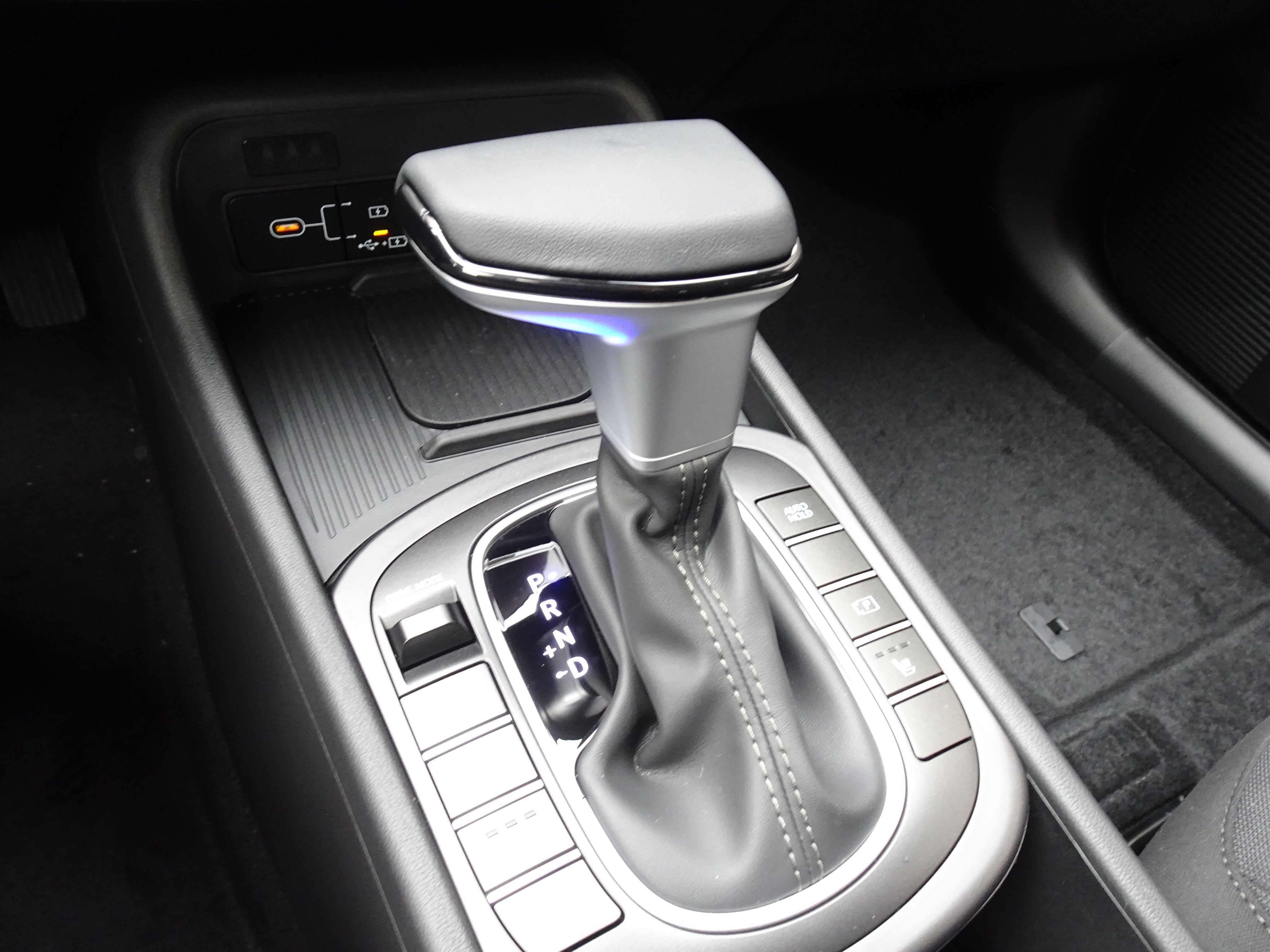 New 2026 Hyundai Kona SEL Sport AWD/4WD image 15