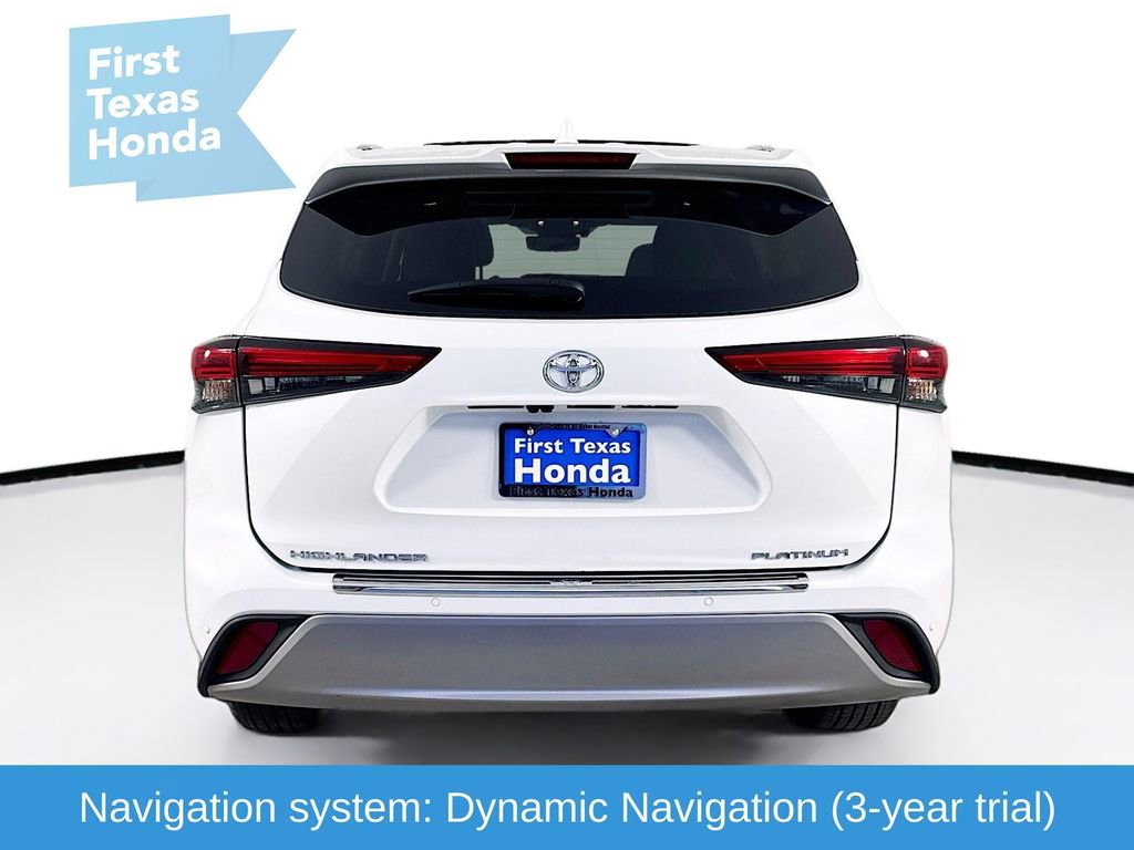 Used 2022 Toyota Highlander Platinum image 6