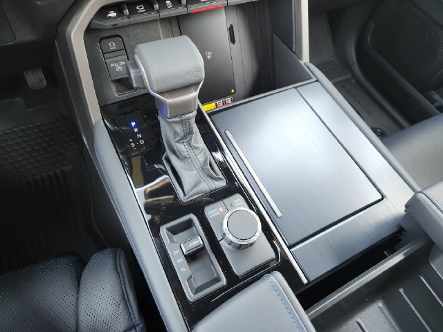 New 2026 Toyota Tundra Platinum AWD/4WD image 19
