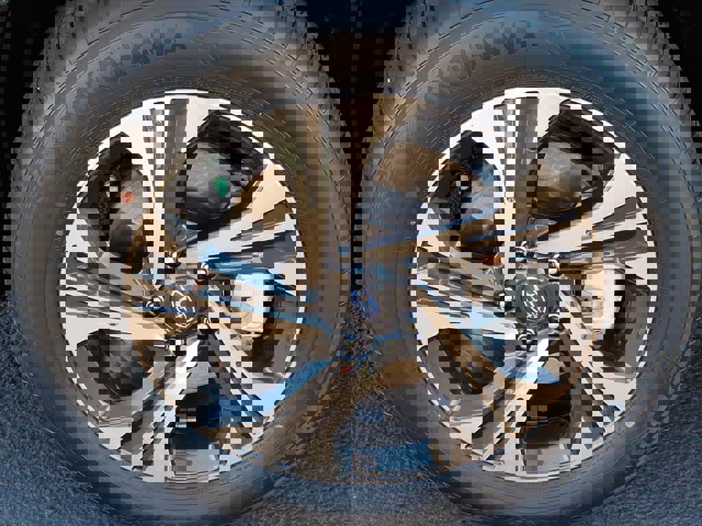 Certified 2025 Subaru Crosstrek 2.0i Premium image 12