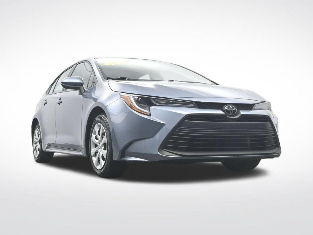 Used 2025 Toyota Corolla LE w/ Convenience Package FWD image 44