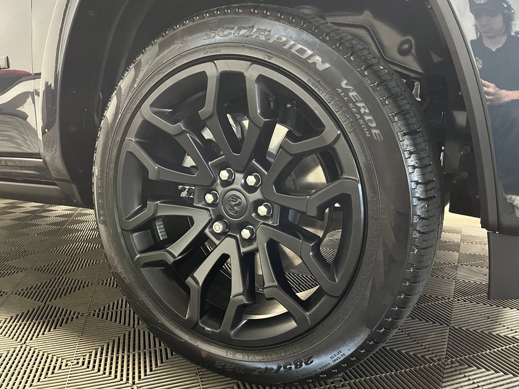 Used 2026 RAM 1500 Limited AWD/4WD image 3
