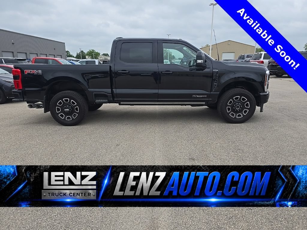 Used 2026 Ford F250 Platinum w/ FX4 Off-Road Package AWD/4WD image 1
