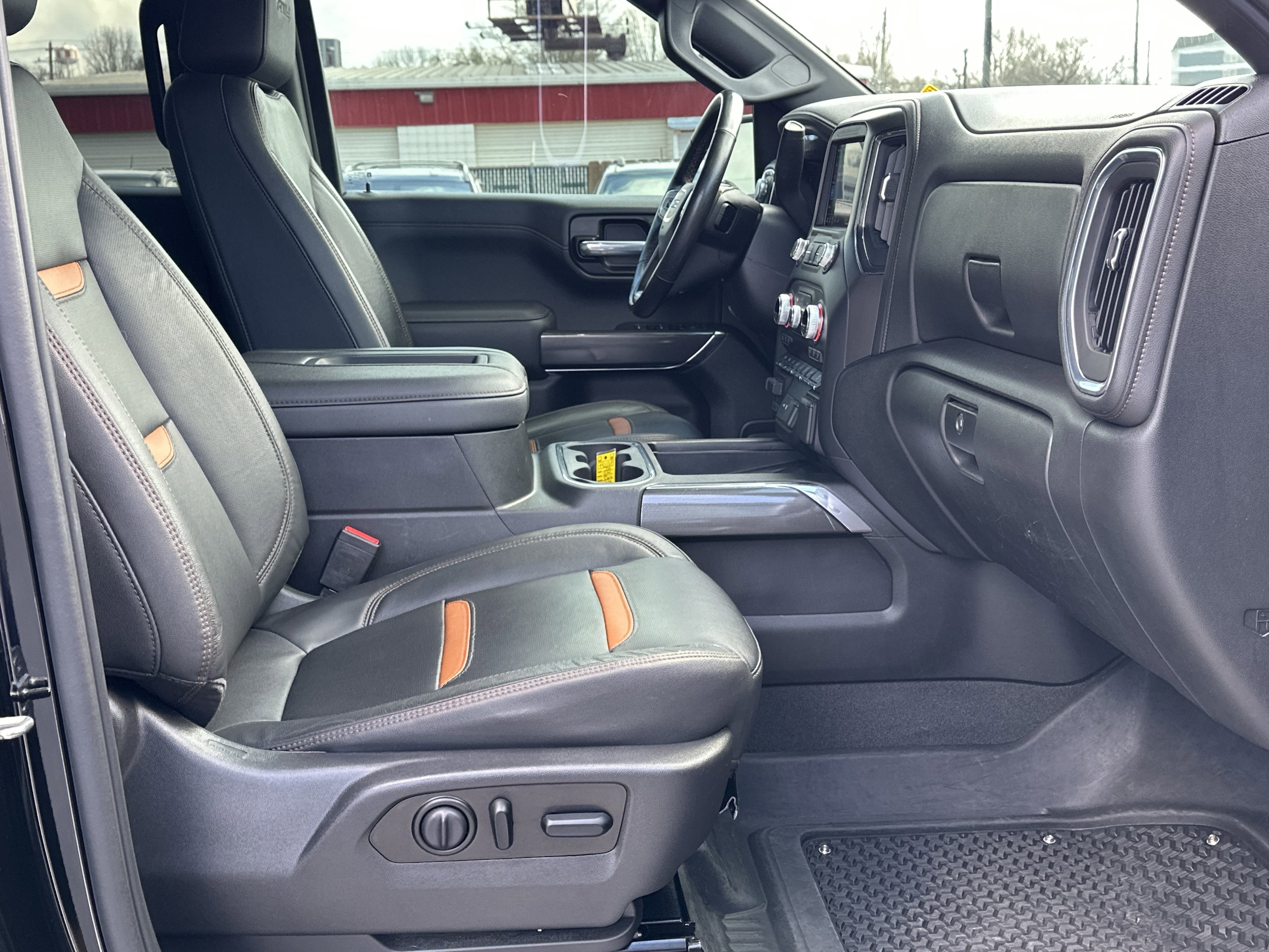 Used 2021 GMC Sierra 1500 AT4 w/ AT4 Value Package AWD/4WD image 12