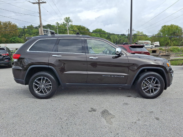 Used 2017 Jeep Grand Cherokee Limited AWD/4WD image 7