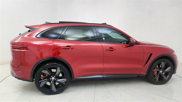 Used 2022 Jaguar F-PACE SVR image 6