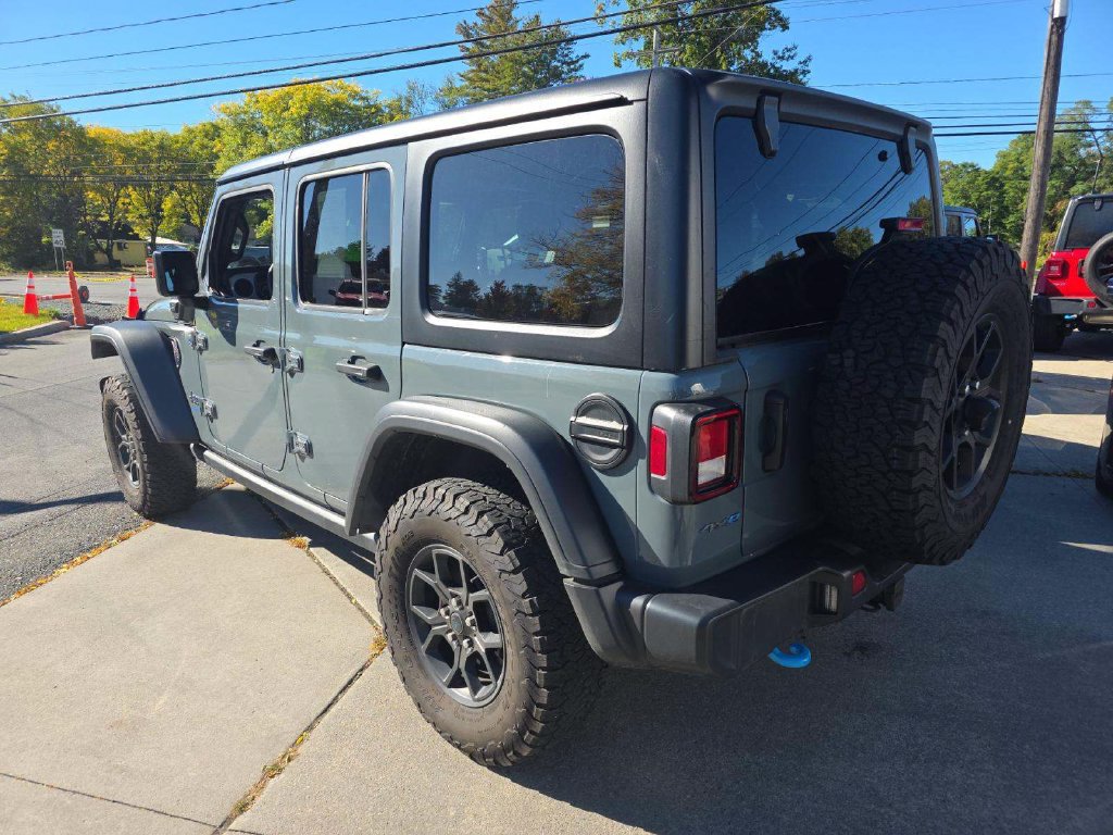 Used 2024 Jeep Wrangler Unlimited AWD/4WD image 4