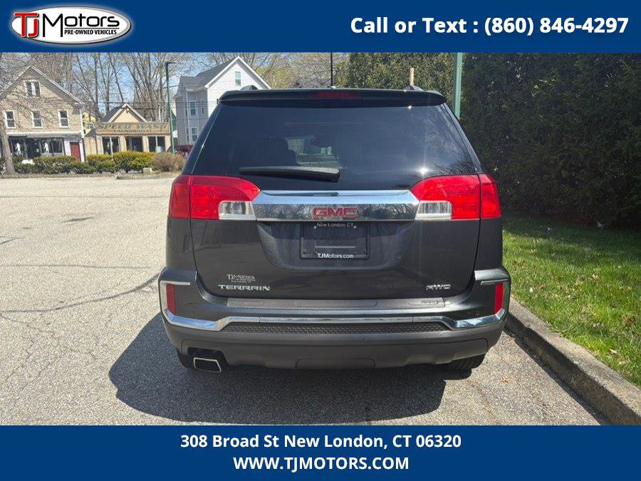 Used 2017 GMC Terrain SLT w/ Open Road Package AWD/4WD image 9