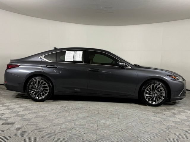 Used 2025 Lexus ES 350 Ultra Luxury w/ Accessory Package (Z2) FWD image 10