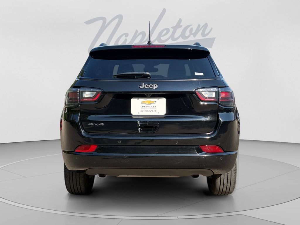 Used 2024 Jeep Compass Limited w/ High Altitude Package AWD/4WD image 7