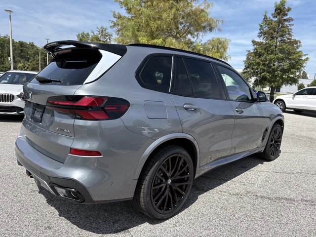 New 2026 BMW X5 xDrive40i w/ M Sport Package image 3