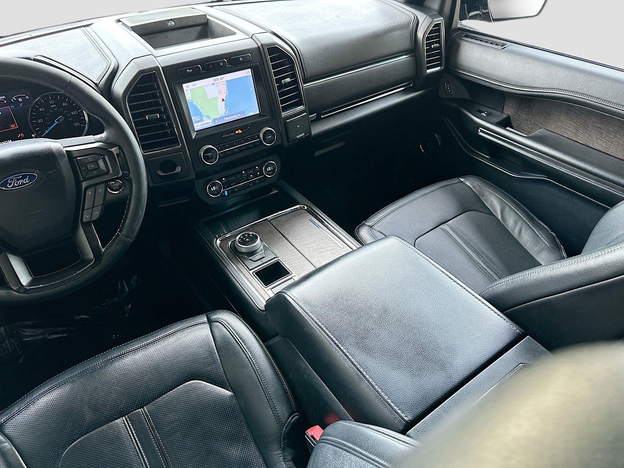 Used 2020 Ford Expedition Max Limited image 24