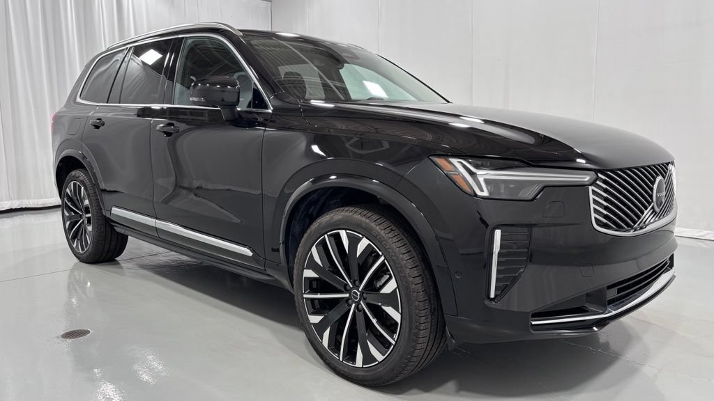 Certified 2026 Volvo XC90 B6 Plus AWD/4WD image 4