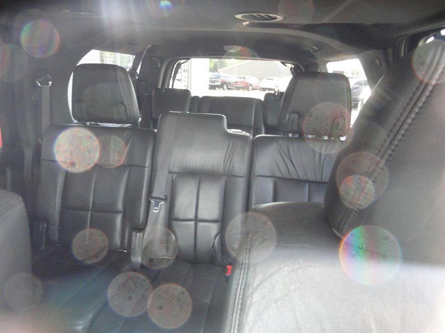 Used 2014 Lincoln Navigator L 4WD w/ Monochrome Appearance Package image 12