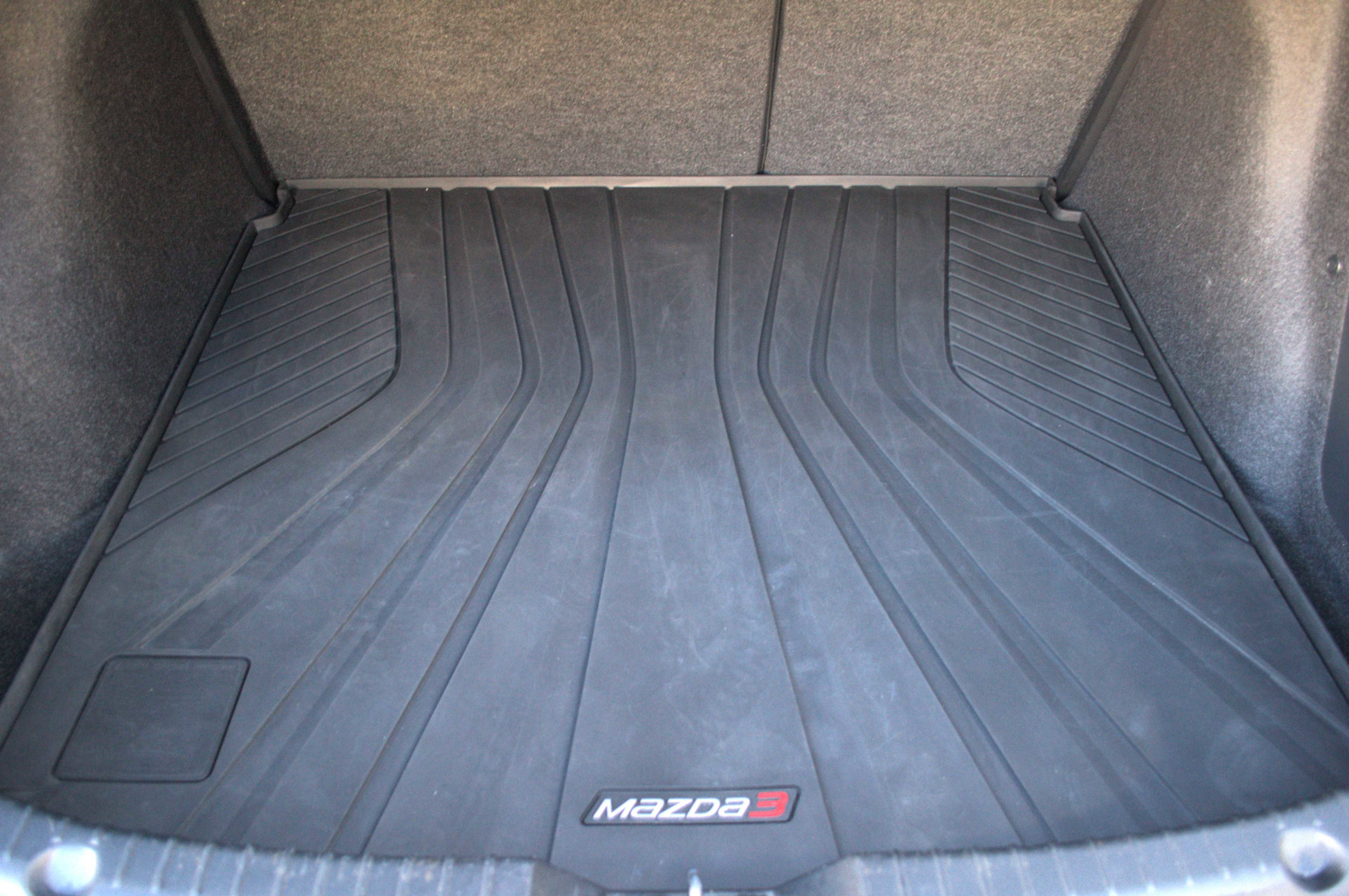 Used 2015 MAZDA MAZDA3 i Grand Touring image 5