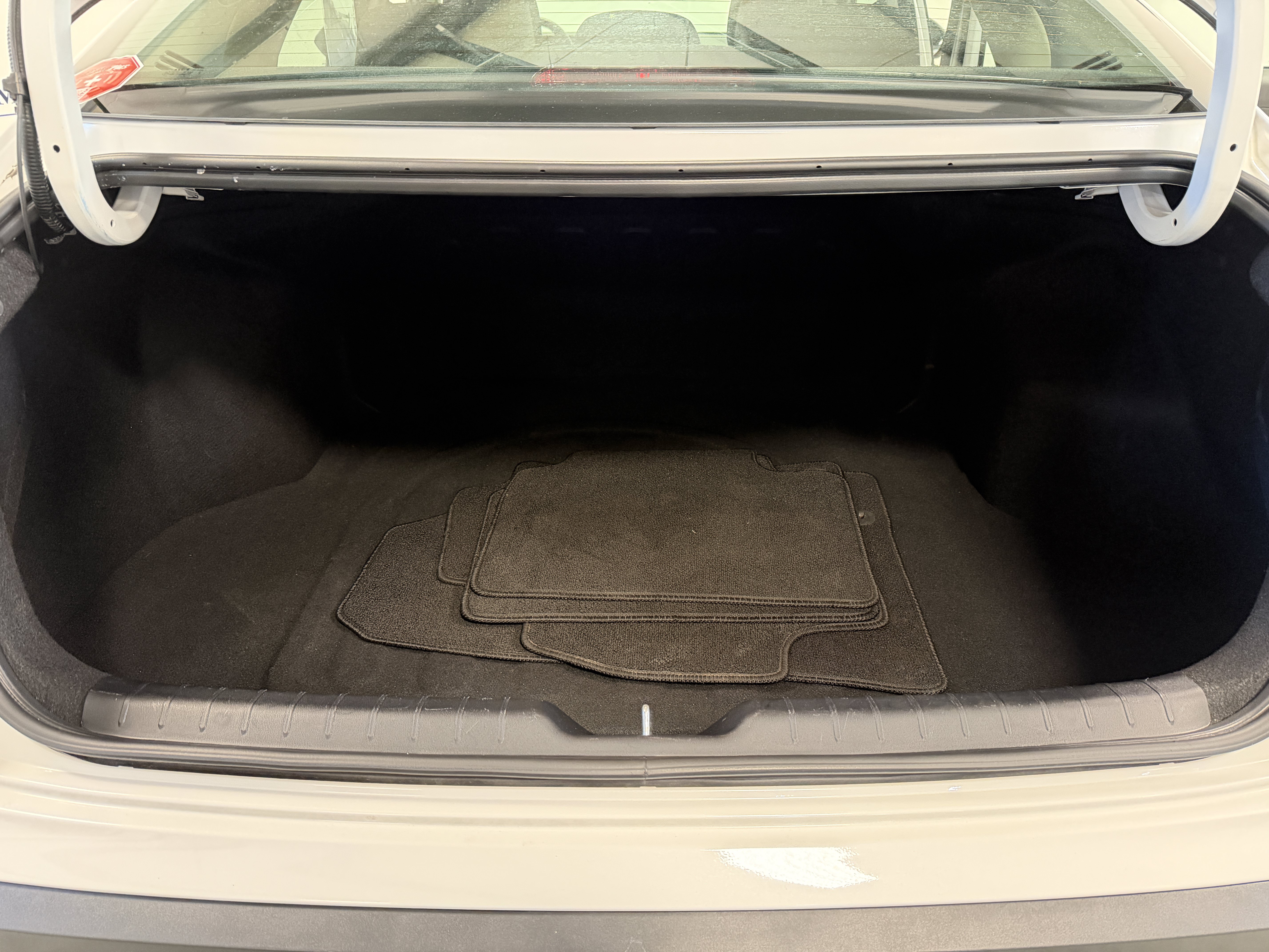 Used 2025 Kia K4 FWD image 23