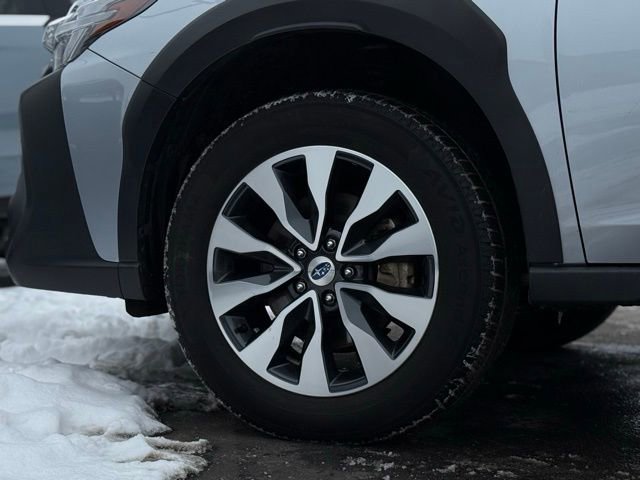 Used 2024 Subaru Outback Touring image 40